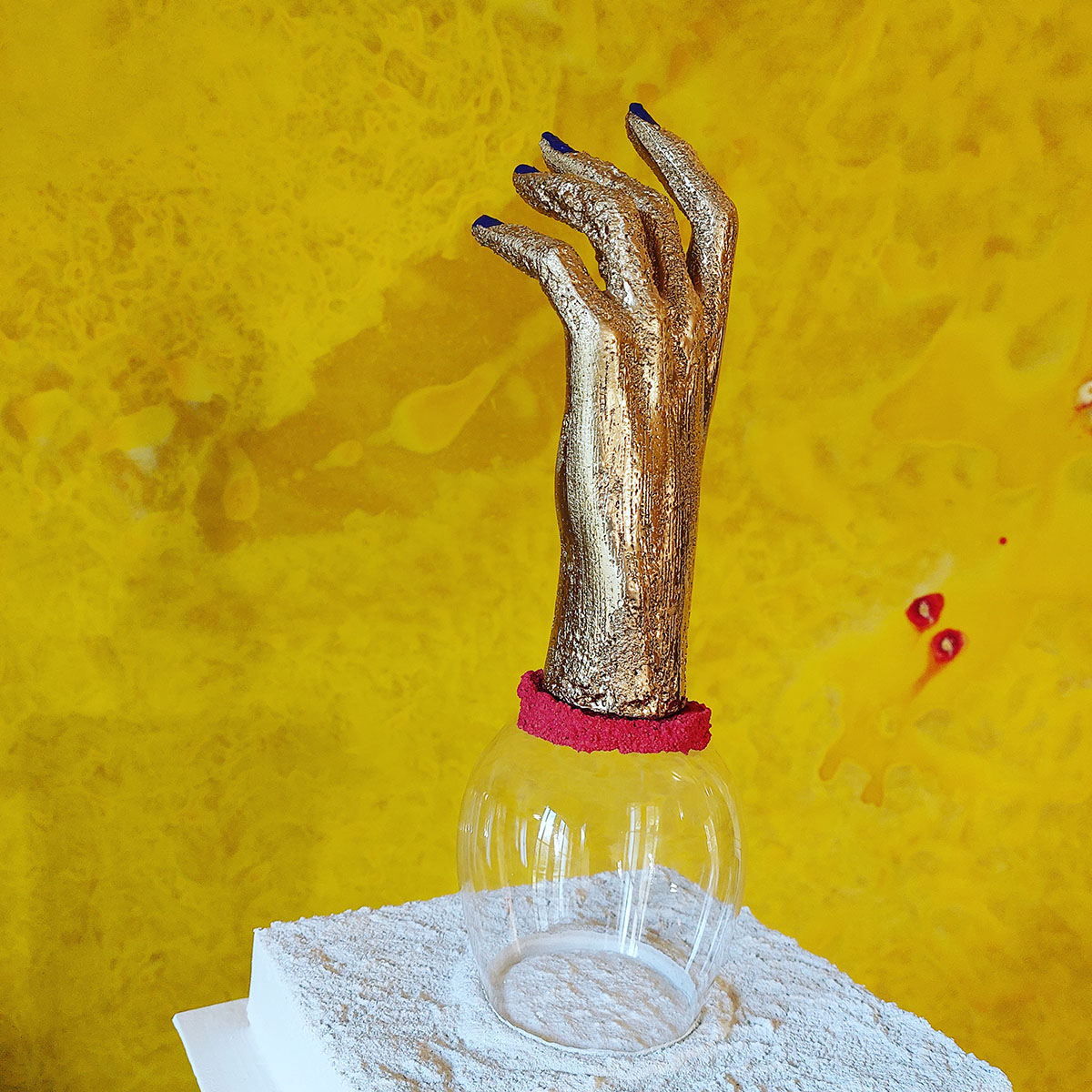 golden-hand_assemblage_frank-proot